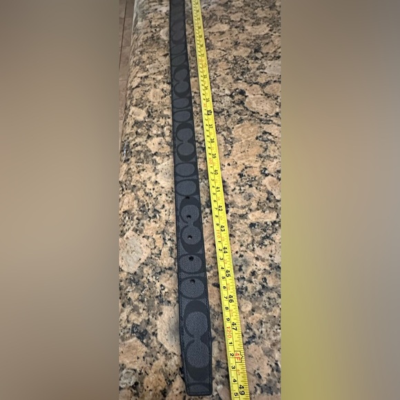 NWT Coach reversible black belt with nickel buckle 42” - Picture 8 of 9